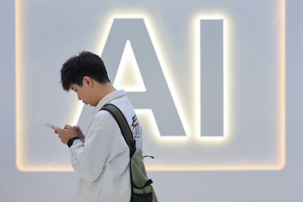 炒股实盘配资 AI被灌入垃圾营销信息: 榜单排名成重灾区, 低至几千元可改变AI回答